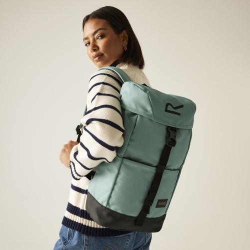 Regatta Rugzak Shilton 2 15L, een ideale metgezel in stad en natuur