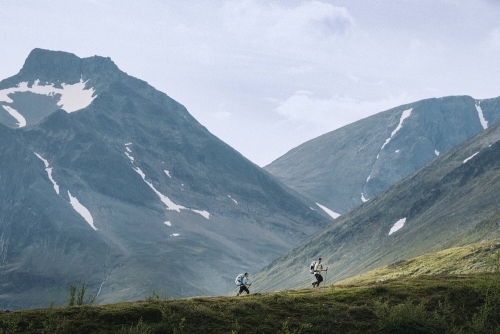Lichter op pad met de Fjällräven Keb Lätt collectie, zonder alles aan gewicht op te offeren