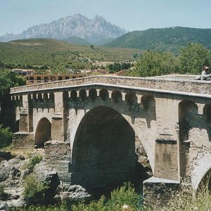 Pont Genois te Corte, Corsica.